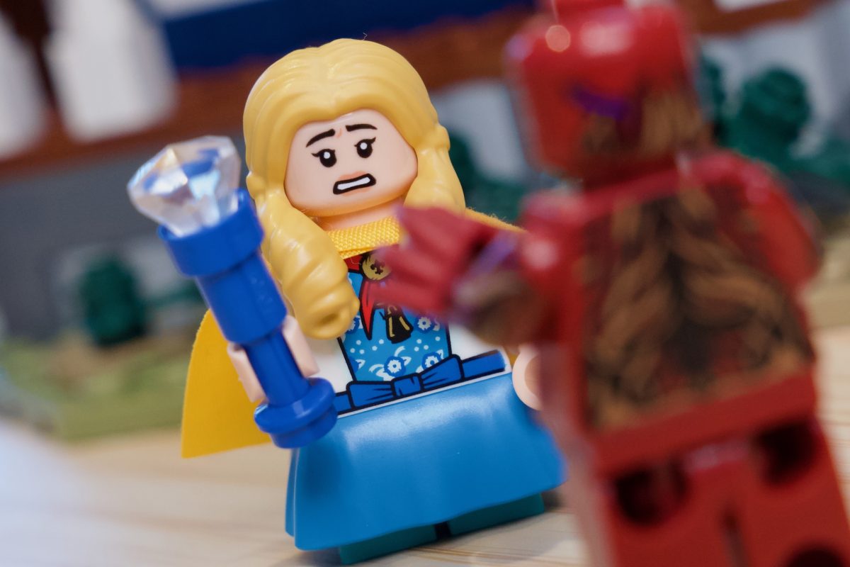 LEGO Icons 11370 Stranger Things The Creel House review 89 1200x800