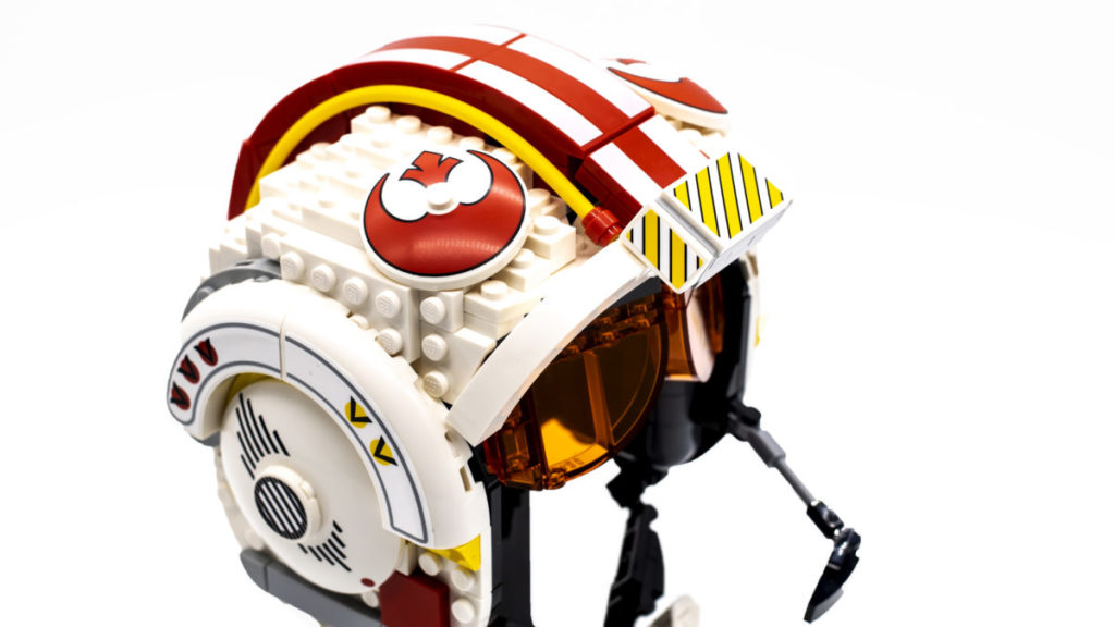 75327 Luke Skywalker Red Five Helmet 12 1024x576