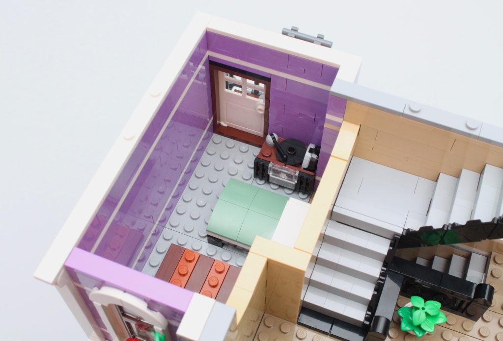 10278 Police Station 25