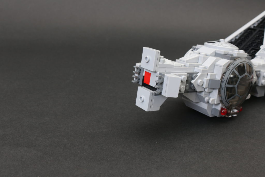Build a LEGO Mandalorian Outland folding TIE Fighter 14