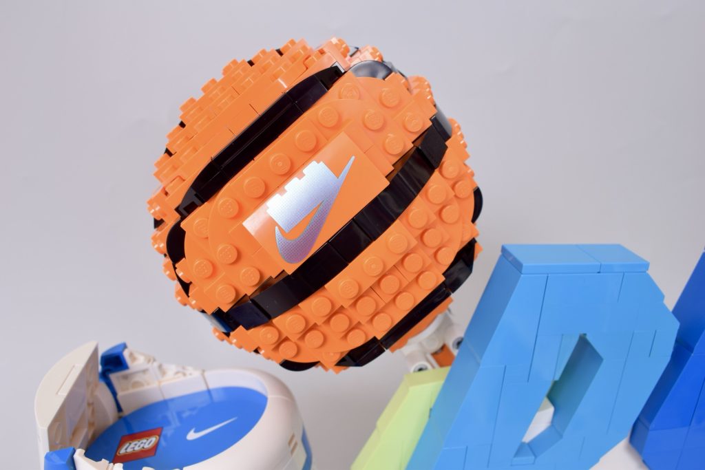 LEGO 43008 Nike Dunk review 3 1024x683