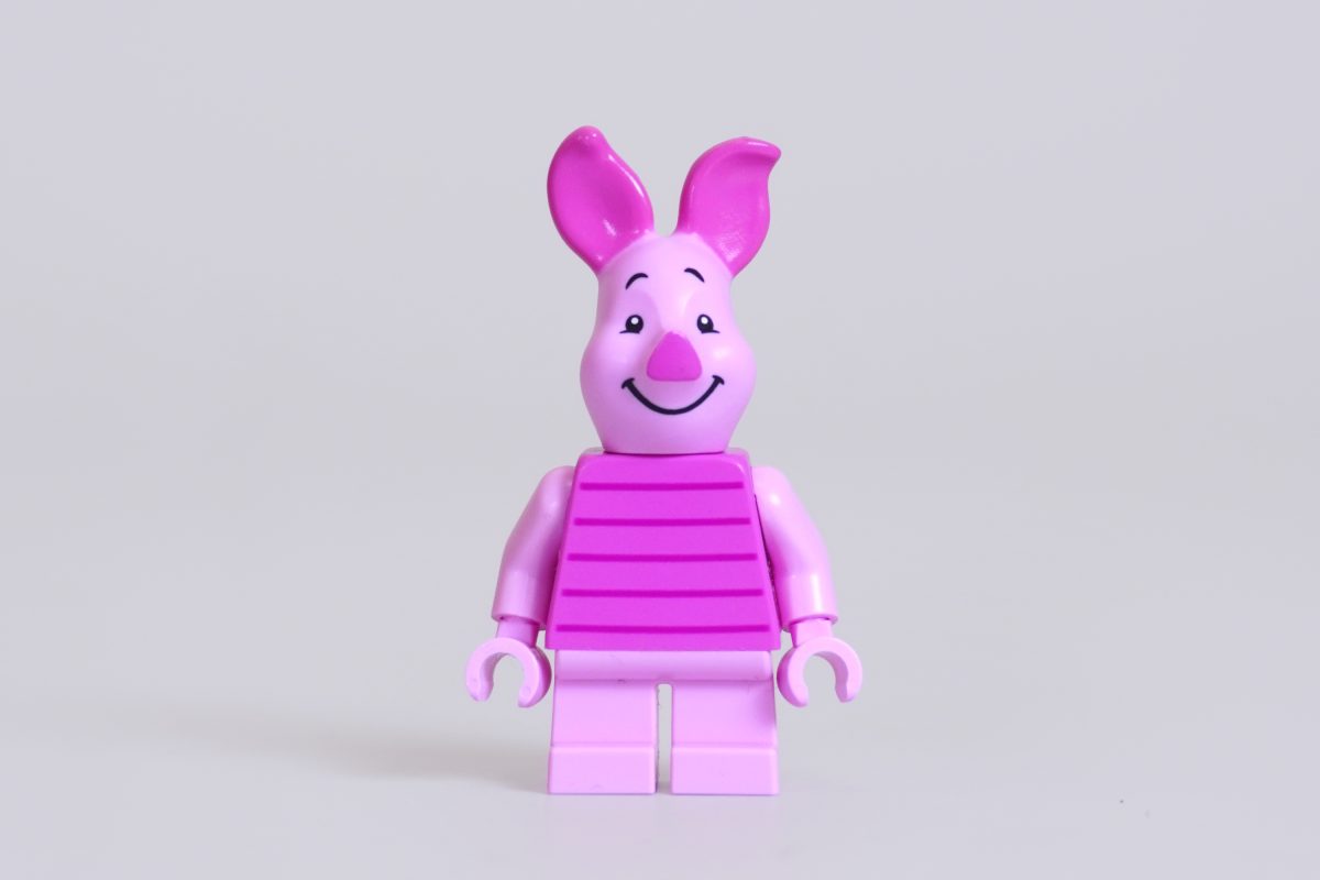 LEGO Disney 43305 Piglets Birthday Fun review 09 1200x800
