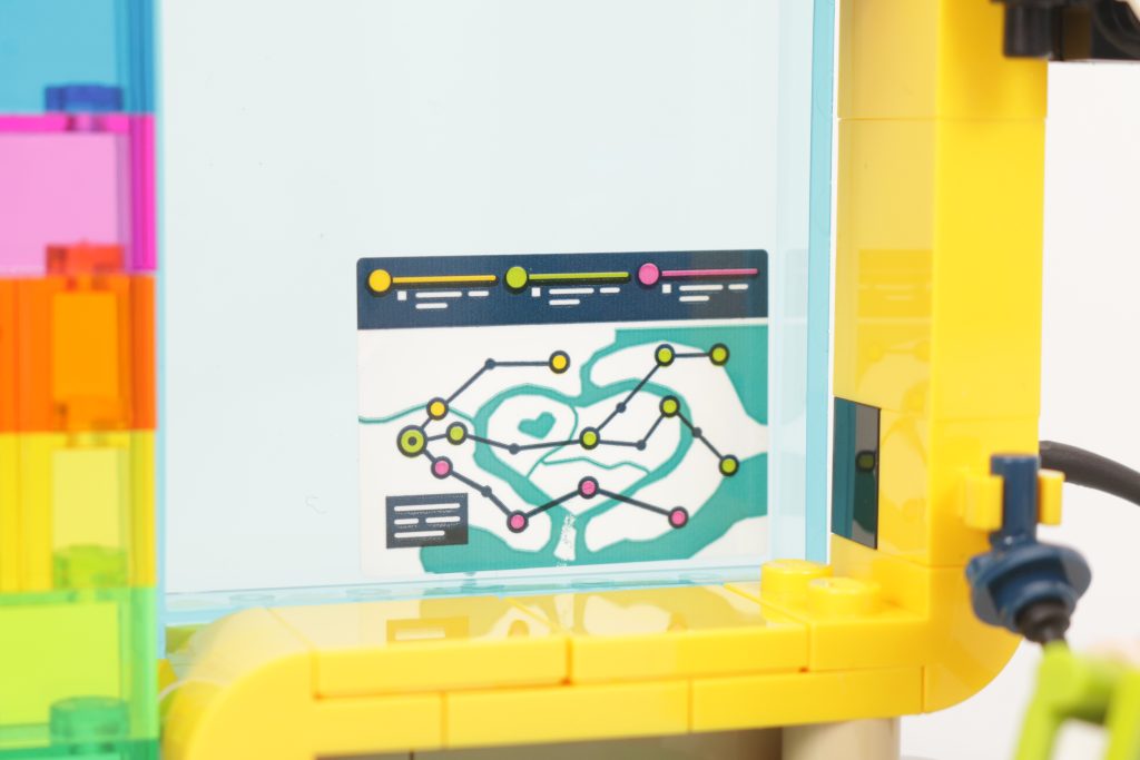 LEGO Friends 41759 Heartlake City Bus review 3 1024x683