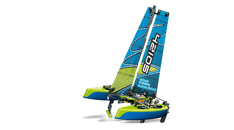 Last day for LEGO Technic 42105 Catamaran double VIP points