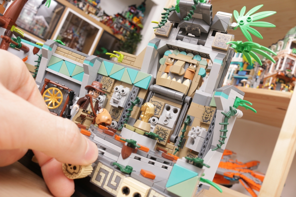 LEGO Indiana Jones 77015 Temple of the Golden Idol review 36 1024x683