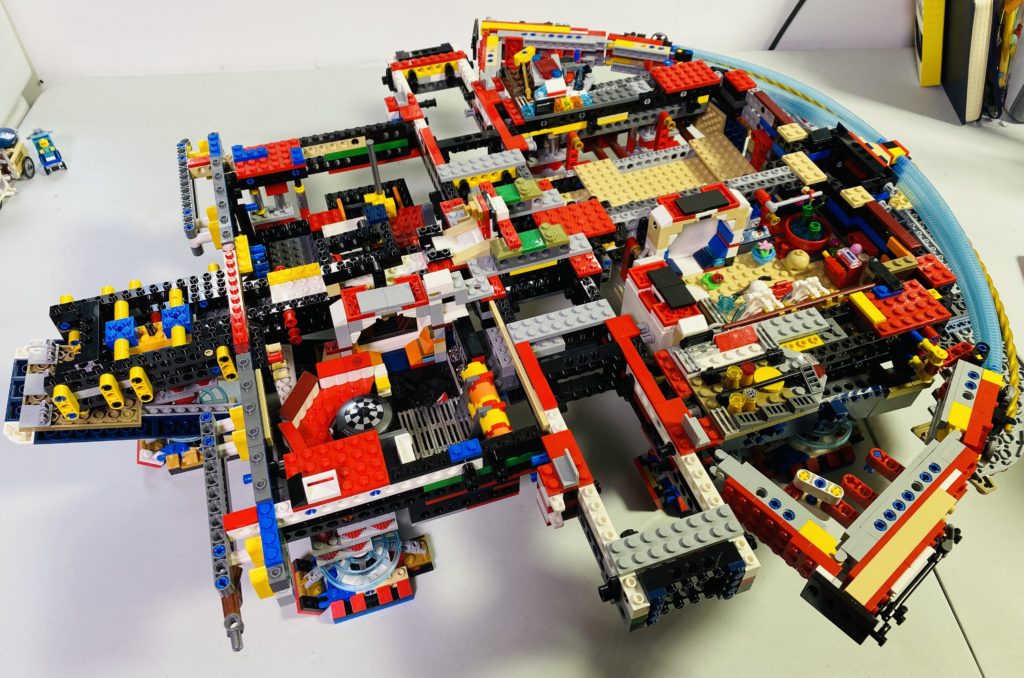 Emma Kennedy LEGO Star Wars Liza Minnellium Falcon 1